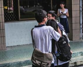 国产情侣在线看,浪漫瞬间，甜蜜瞬间，尽在眼前